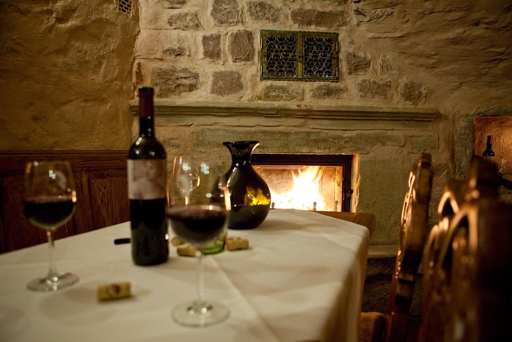 Weingut & Gaestehaus Giwergreif Wasserliesch Экстерьер фото